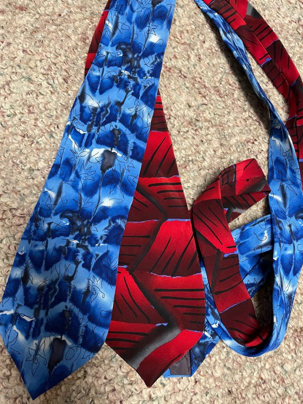 J Garcia made in Italy 100% silk Blue and Red Patterned Men's Necktie Duo